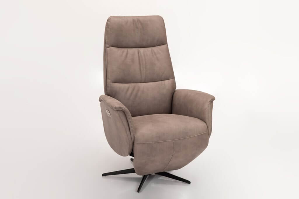 Hjort Knudsen Fauteuil 7079 Divani Outlet